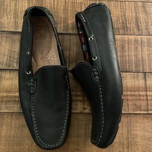 Black loafer shoes. Size 9.